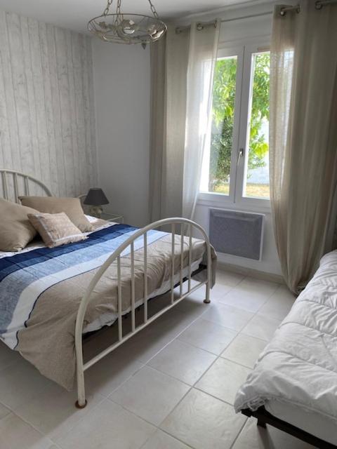 Maison Lumineuse A Ars En Re Ars-en-Re Luaran gambar