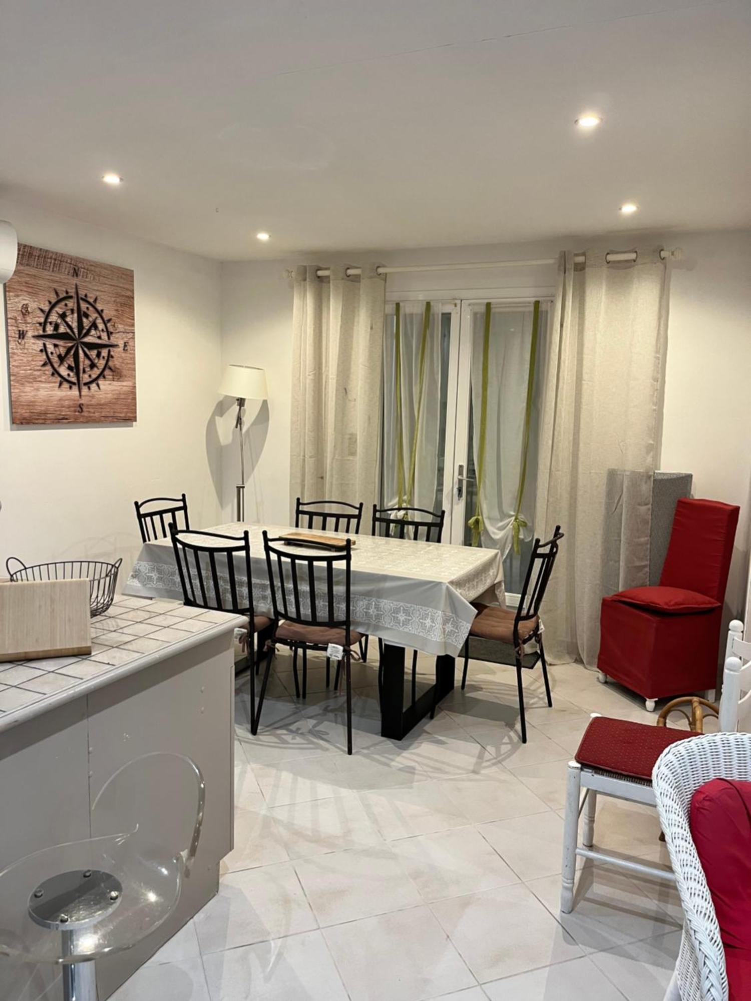 Maison Lumineuse A Ars En Re Ars-en-Re Luaran gambar